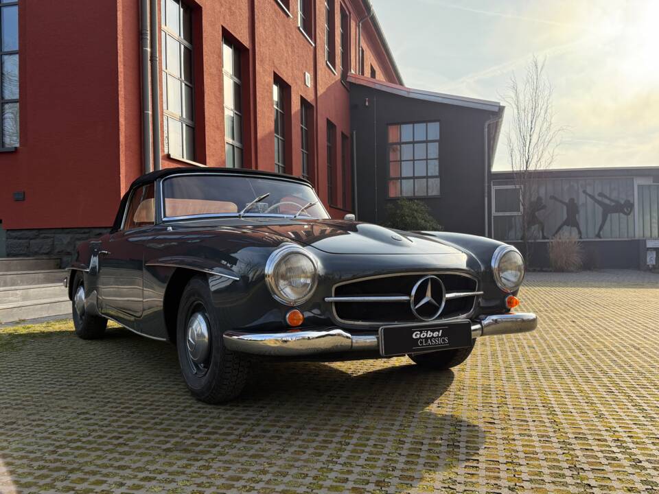 Image 7/25 of Mercedes-Benz 190 SL (1961)