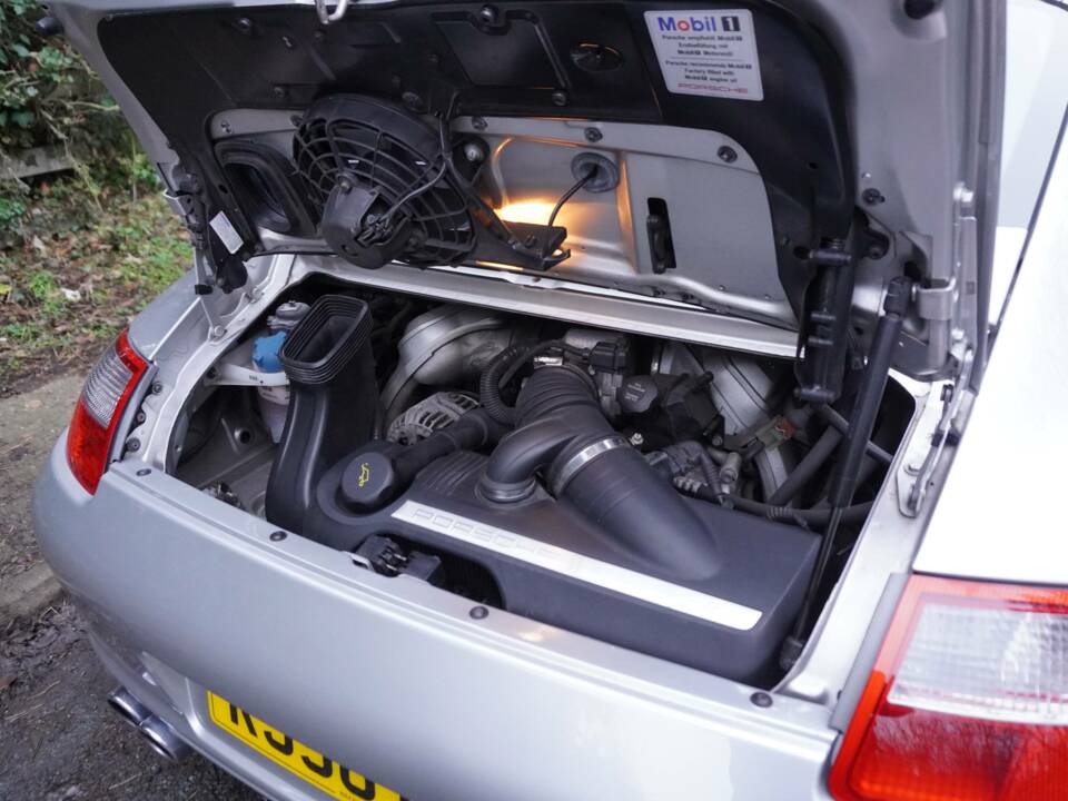 Bild 15/17 von Porsche 911 Carrera S (2006)