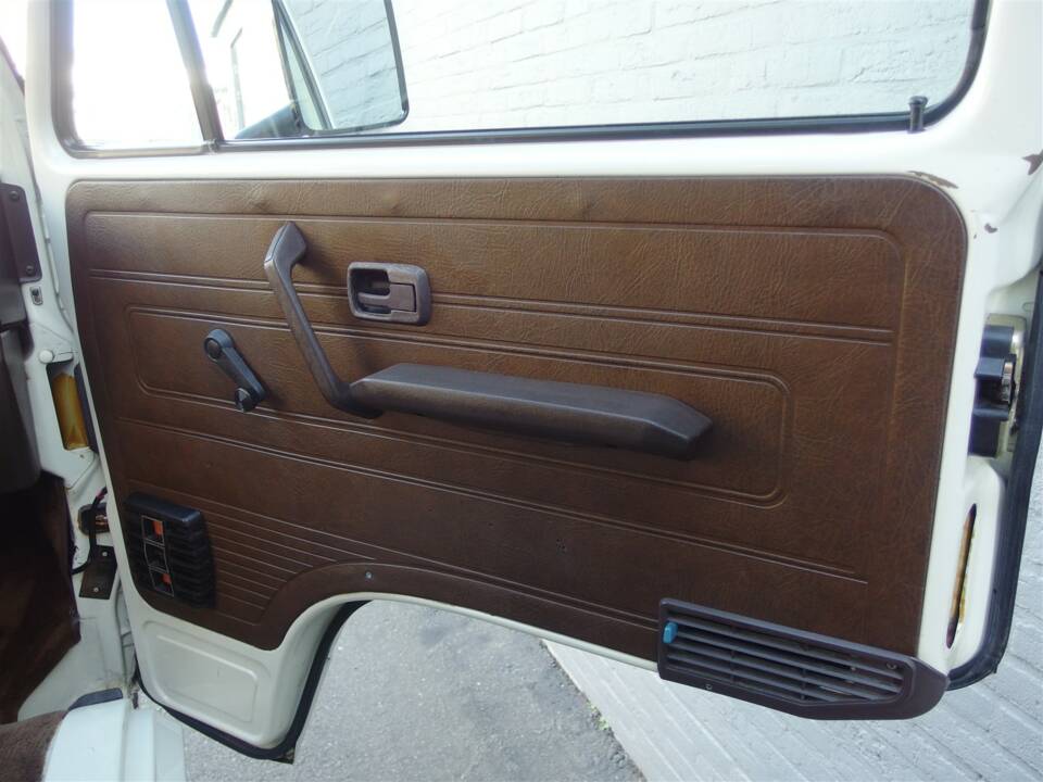 Bild 57/97 von Volkswagen T3 Westfalia 1.9 (1983)
