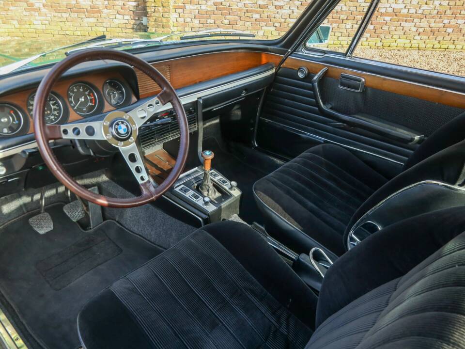 Image 6/50 of BMW 3.0 CSi (1973)