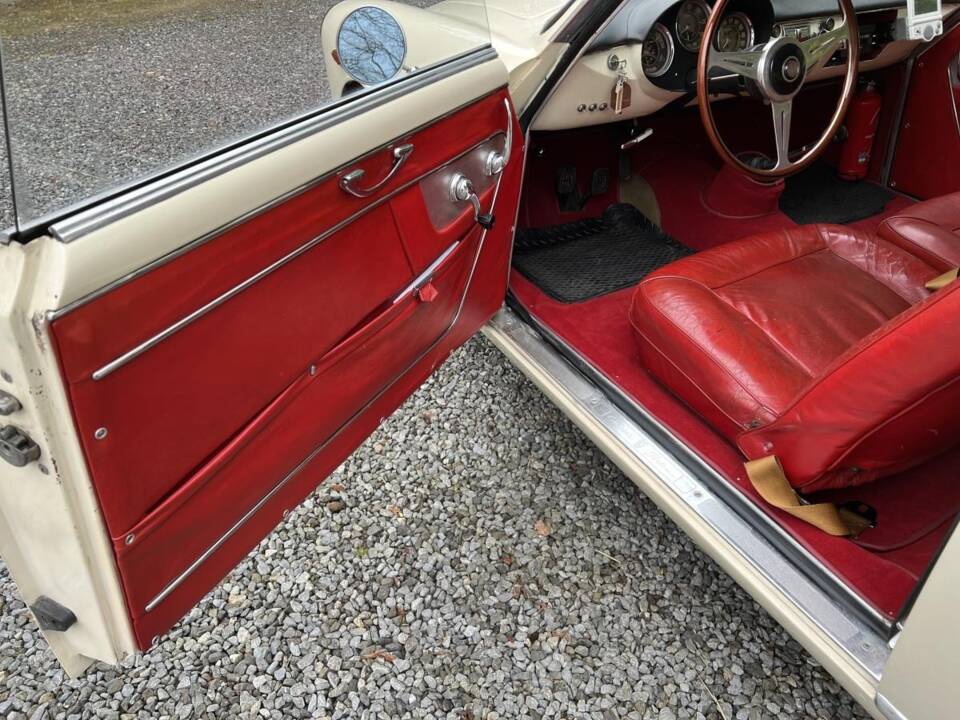 Image 12/24 of Alfa Romeo Giulietta Sprint Veloce (1959)