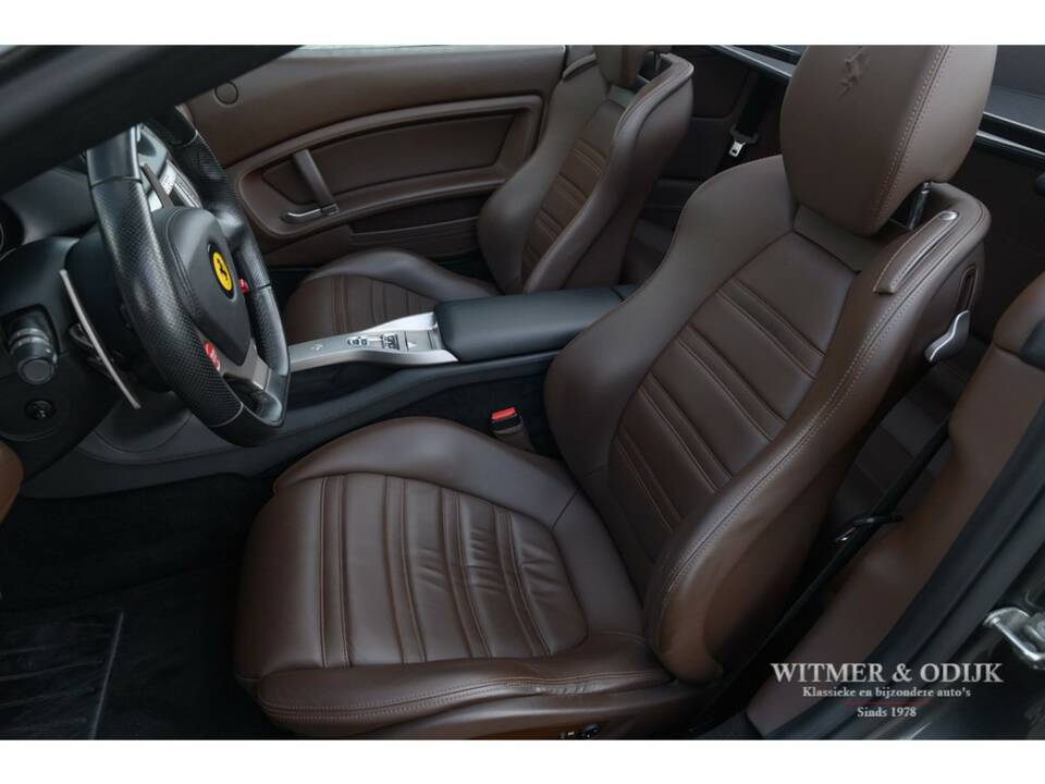 Obraz 5/39 pojazdu Ferrari California (2009)