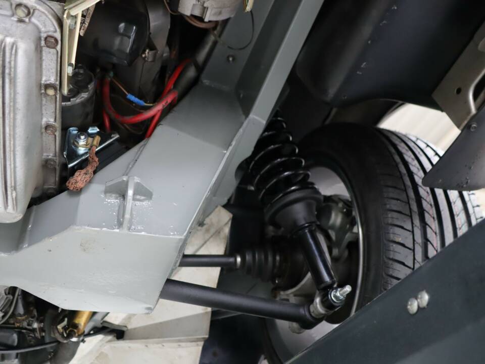 Image 39/50 de DeLorean DMC-12 (1981)