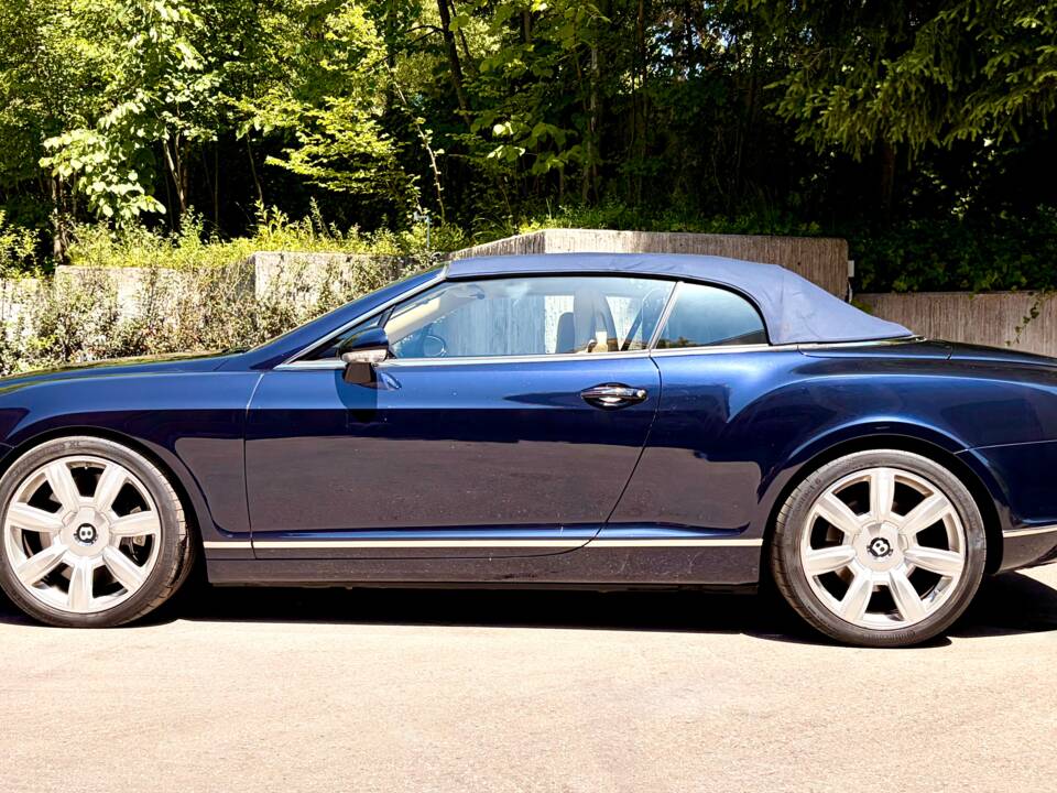 Bild 2/19 von Bentley Continental GTC (2006)
