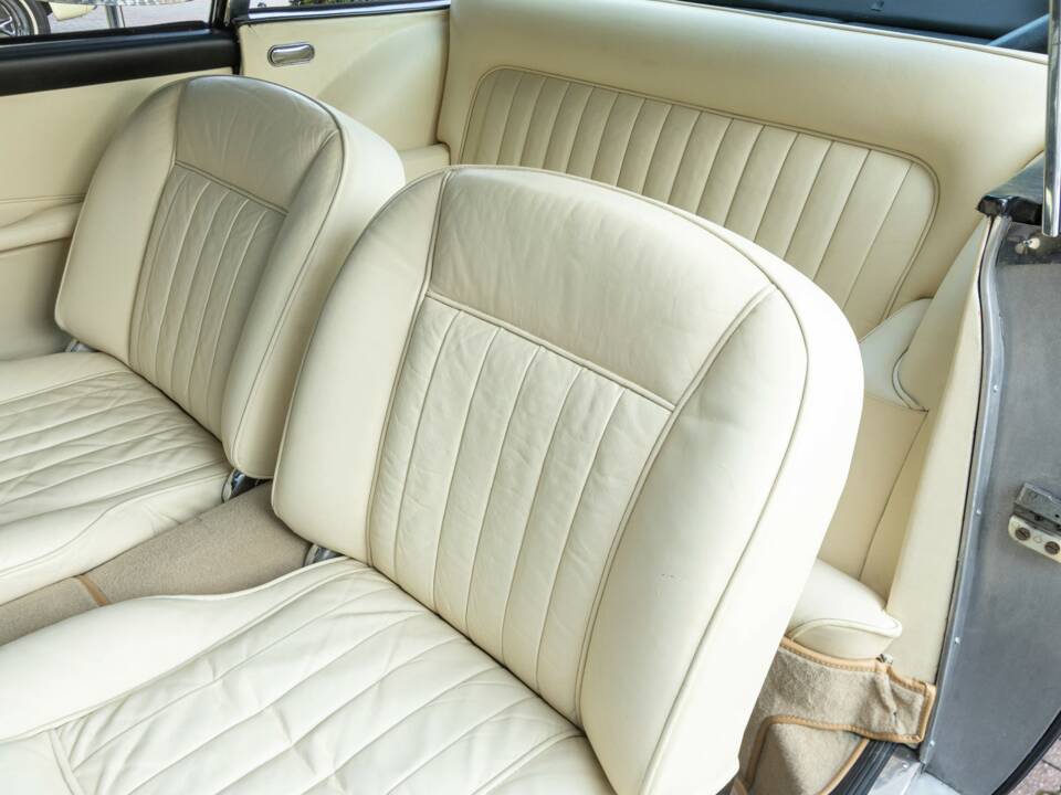 Afbeelding 9/50 van Aston Martin DB 4 Vantage (1962)