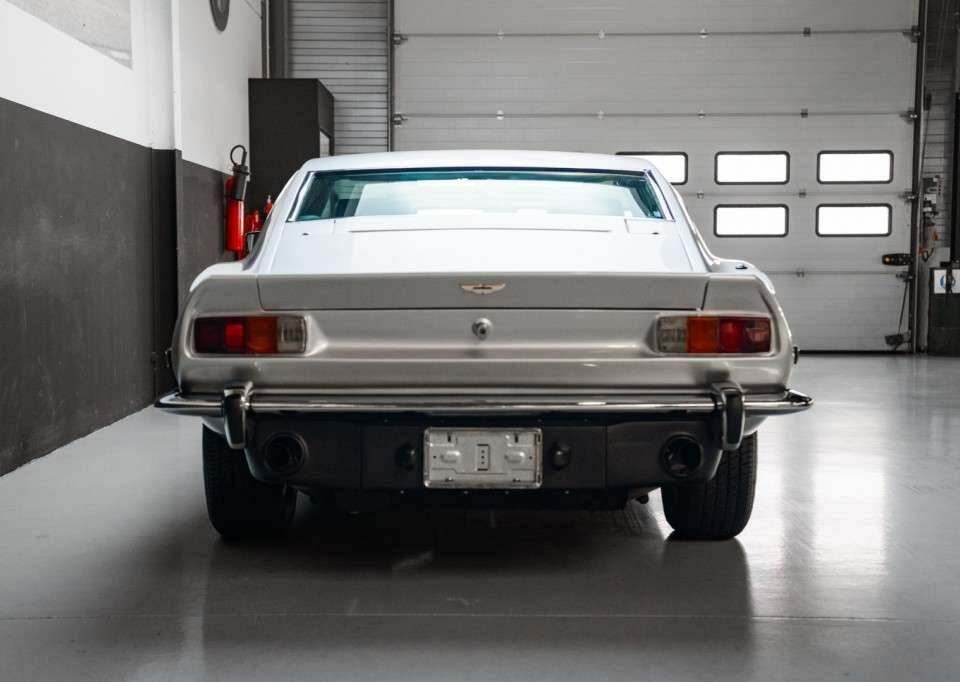 Bild 35/50 von Aston Martin V8 (1978)