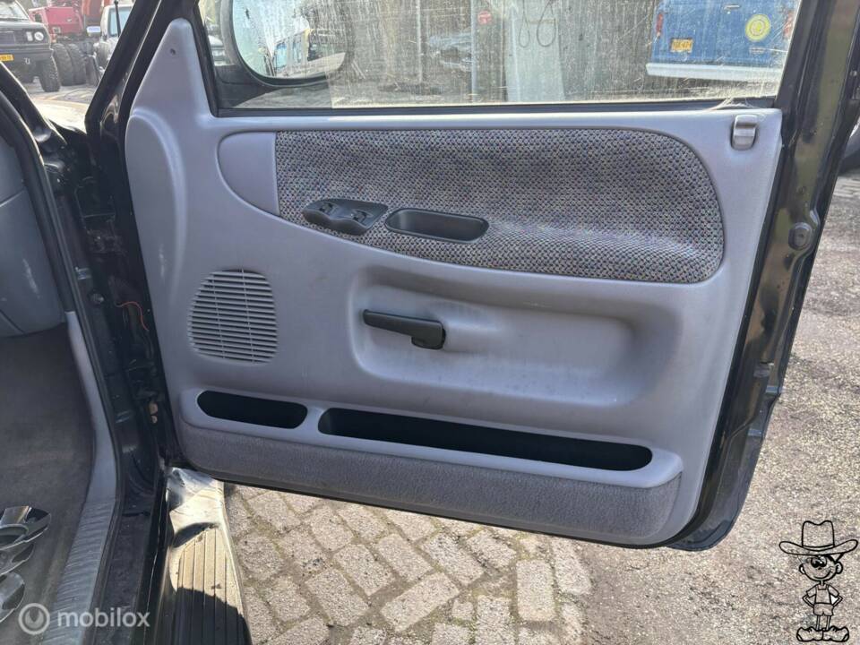 Image 10/34 of Dodge Ram 1500 (1998)