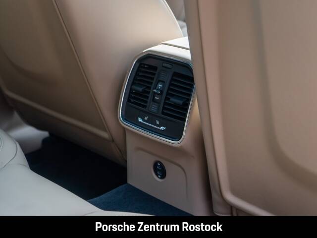 Obraz 8/33 pojazdu Porsche Macan S (2023)