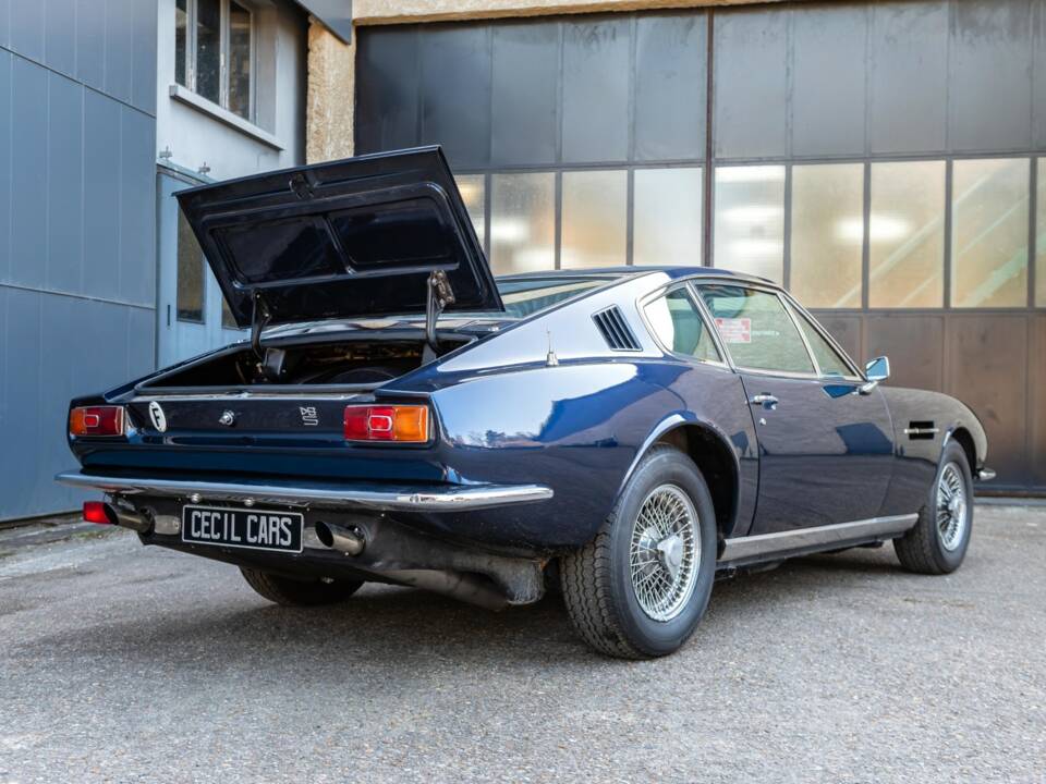 Image 19/50 de Aston Martin DBS Vantage (1969)