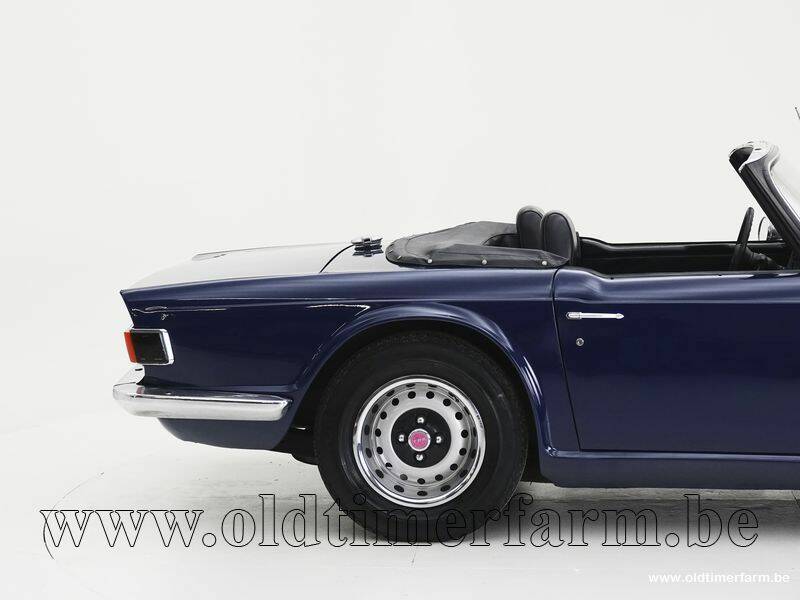 Image 14/15 de Triumph TR 6 (1971)