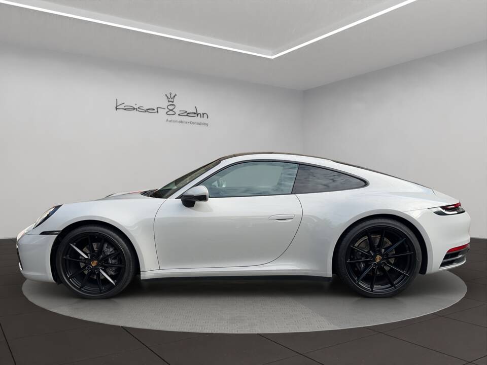 Imagen 2/24 de Porsche 911 Carrera (2021)