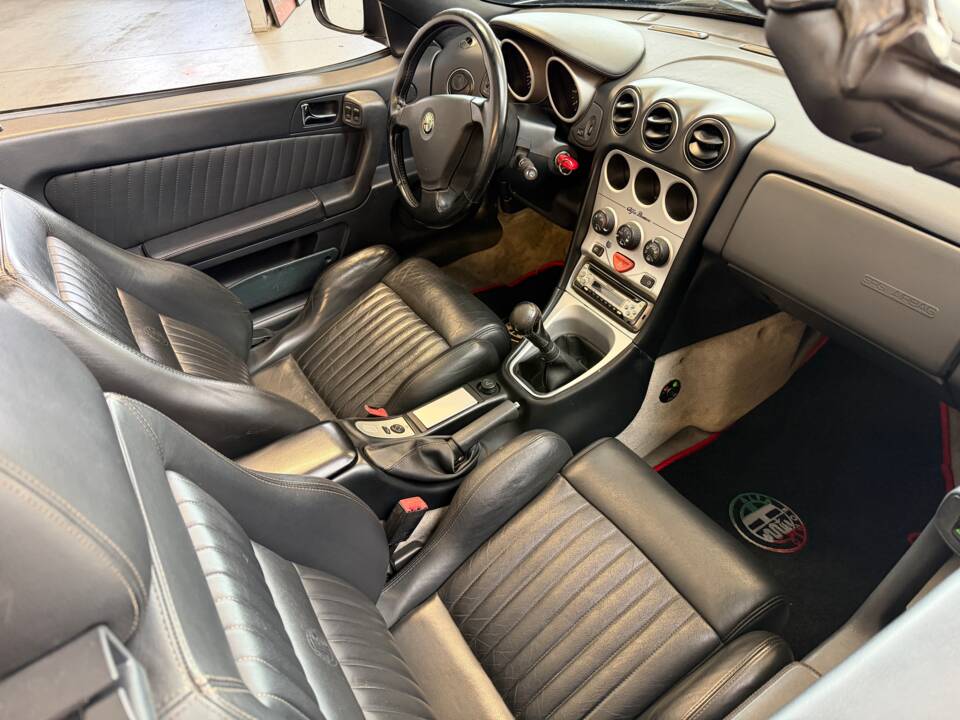 Afbeelding 15/41 van Alfa Romeo Spider 2.0 Twin Spark (1999)