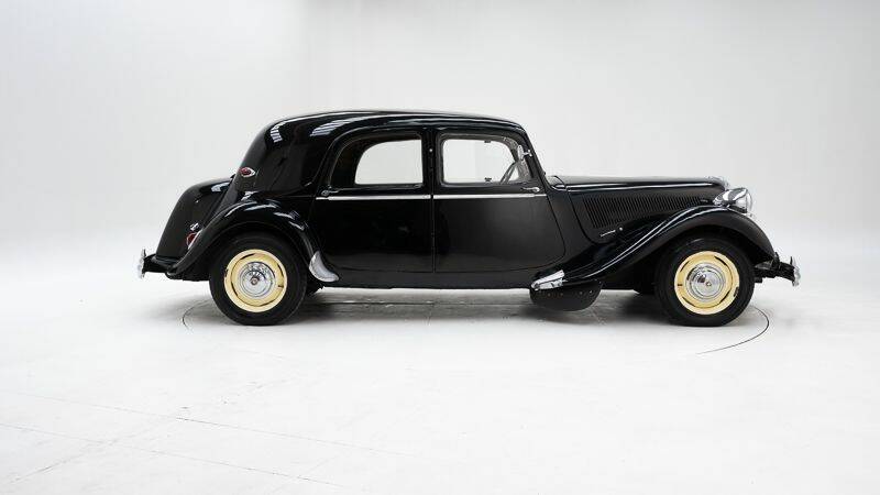 Image 6/15 of Citroën Traction Avant 15&#x2F;6 (1954)