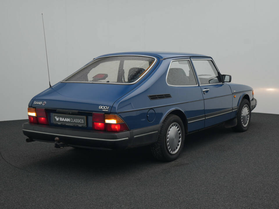 Imagen 9/37 de Saab 900 (1990)