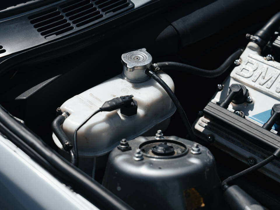 Imagen 52/58 de BMW M3 Evolution II (1988)