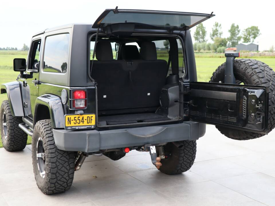 Image 28/50 of Jeep Wrangler 3.8 Rubicon (2011)