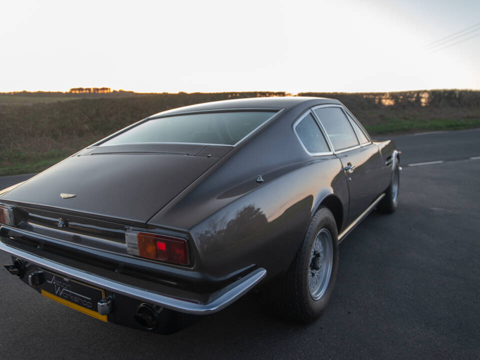 Bild 42/53 von Aston Martin V8 Vantage (1977)