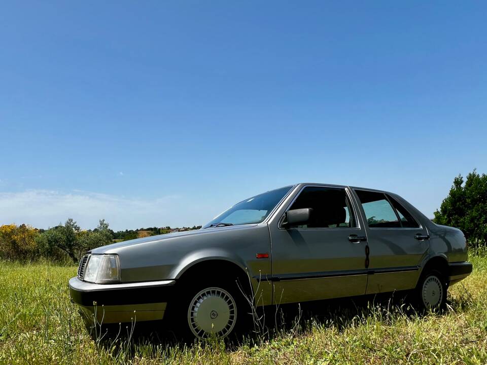 Afbeelding 32/81 van Lancia Thema I.E. (1986)