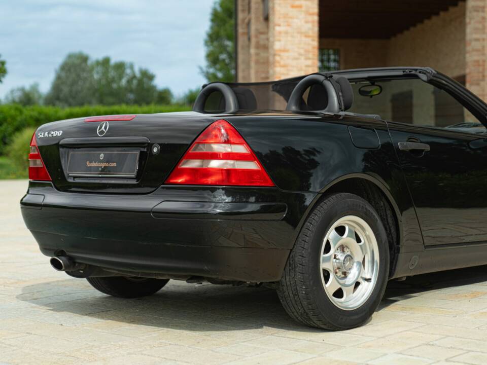 Afbeelding 28/50 van Mercedes-Benz SLK 200 (1998)