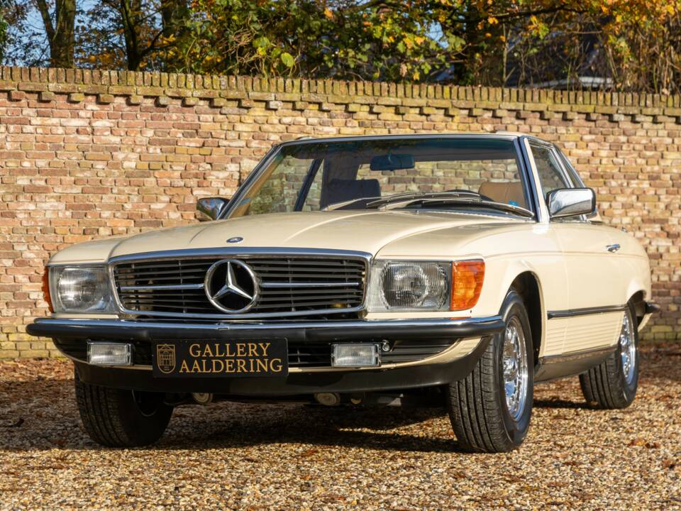 Bild 7/50 von Mercedes-Benz 380 SL (1982)