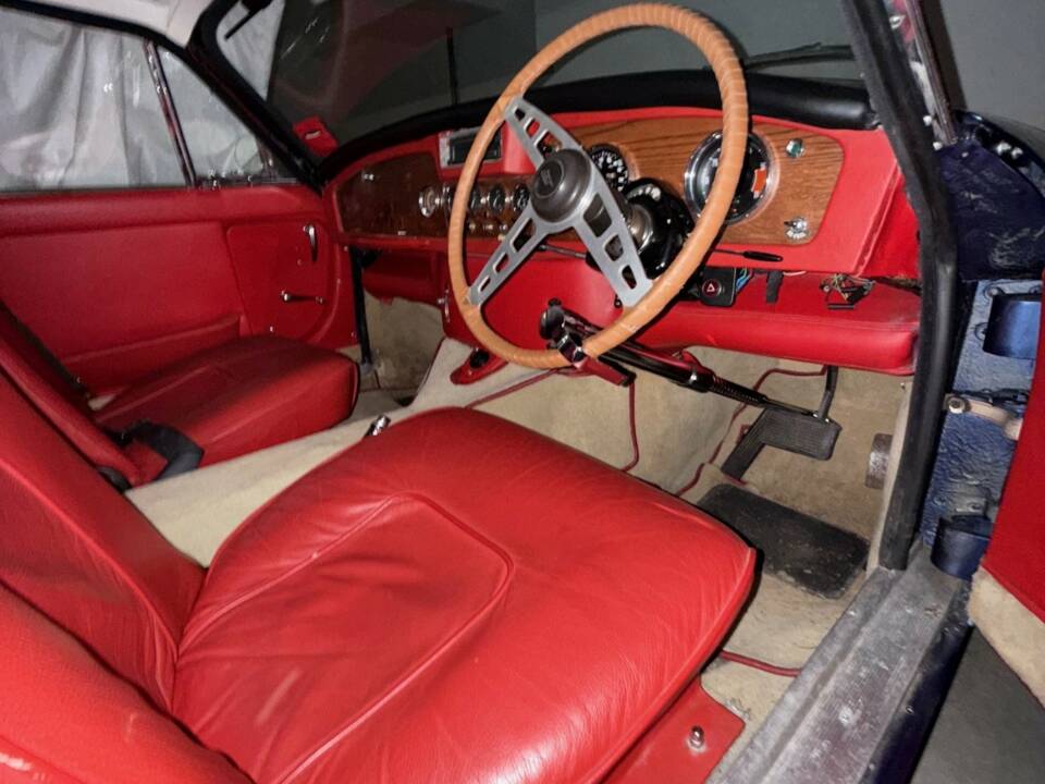 Bild 7/8 von Jensen C-V8 MK II (1964)