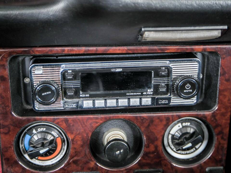 Image 24/50 de MG MGB (1979)