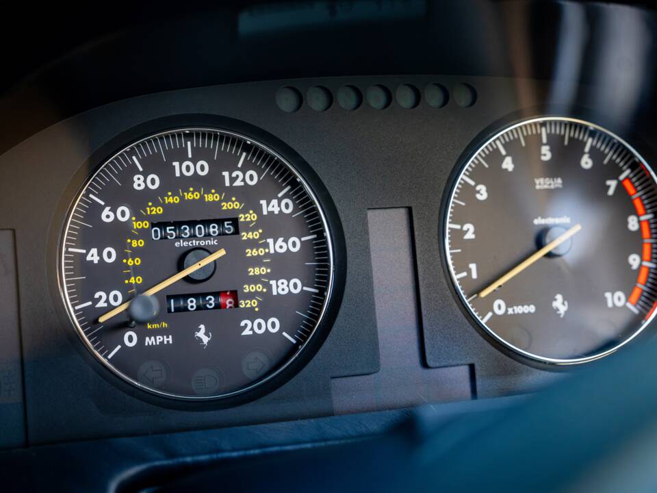 Image 17/31 of Ferrari 456 GTA (1998)
