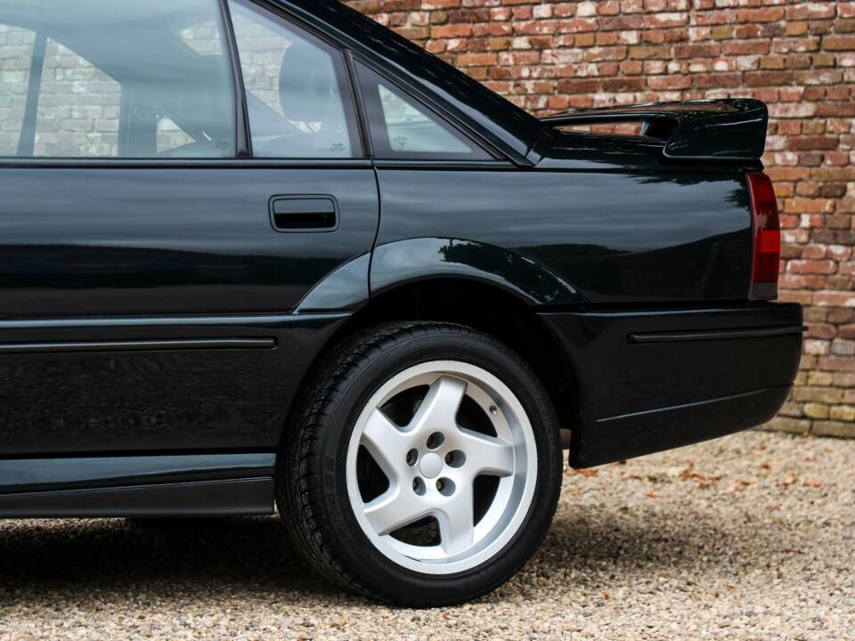 Image 14/50 de Lotus Carlton (1992)