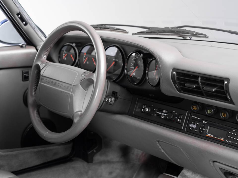 Bild 18/27 von Porsche 911 Turbo 3.6 (WLS) (1993)