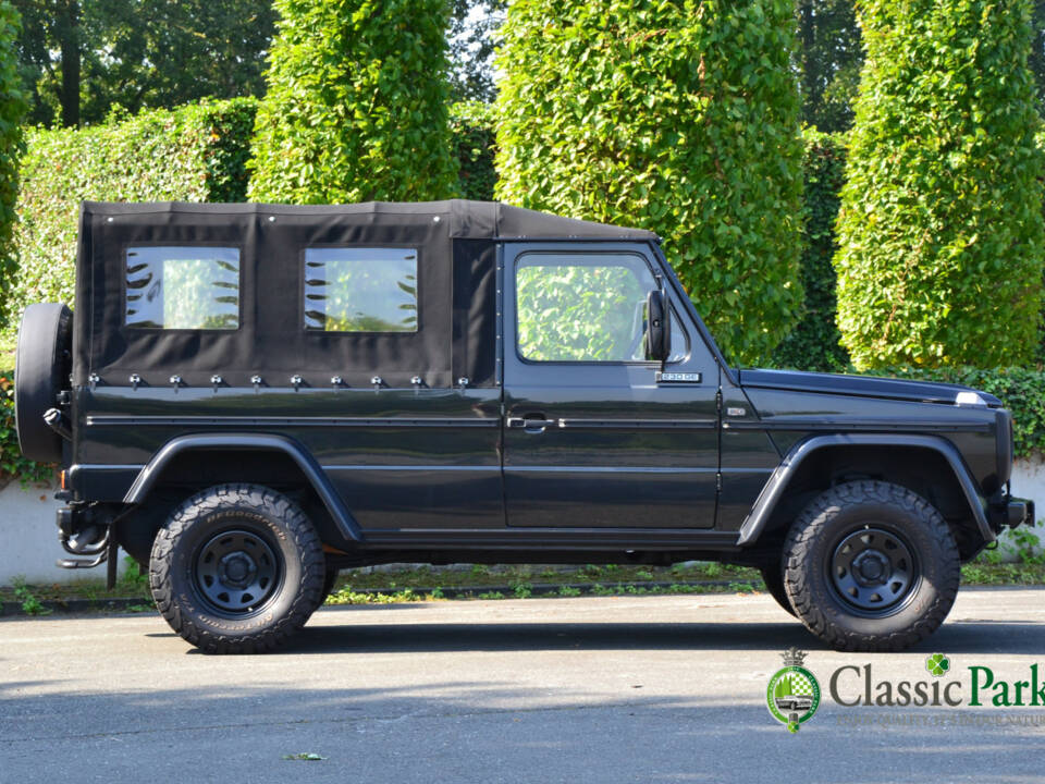 Imagen 14/49 de Mercedes-Benz 230 GE (SWB) (1900)