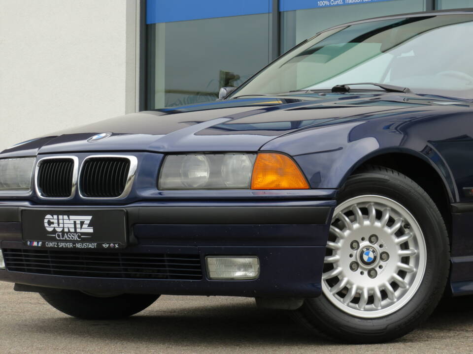Image 24/40 of BMW 328i (1995)