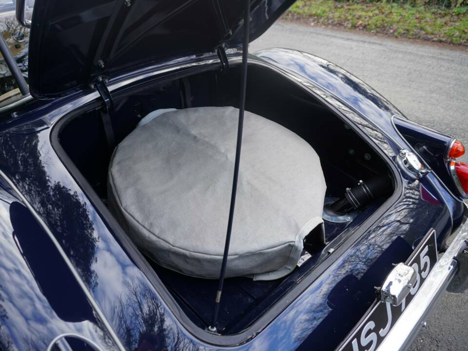 Image 17/17 of MG MGA 1600 (1959)