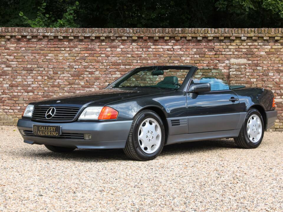 Image 15/50 of Mercedes-Benz 500 SL (1992)