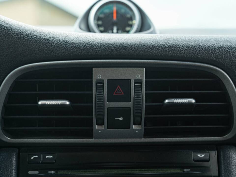 Image 49/50 of Porsche 911 Carrera (2009)
