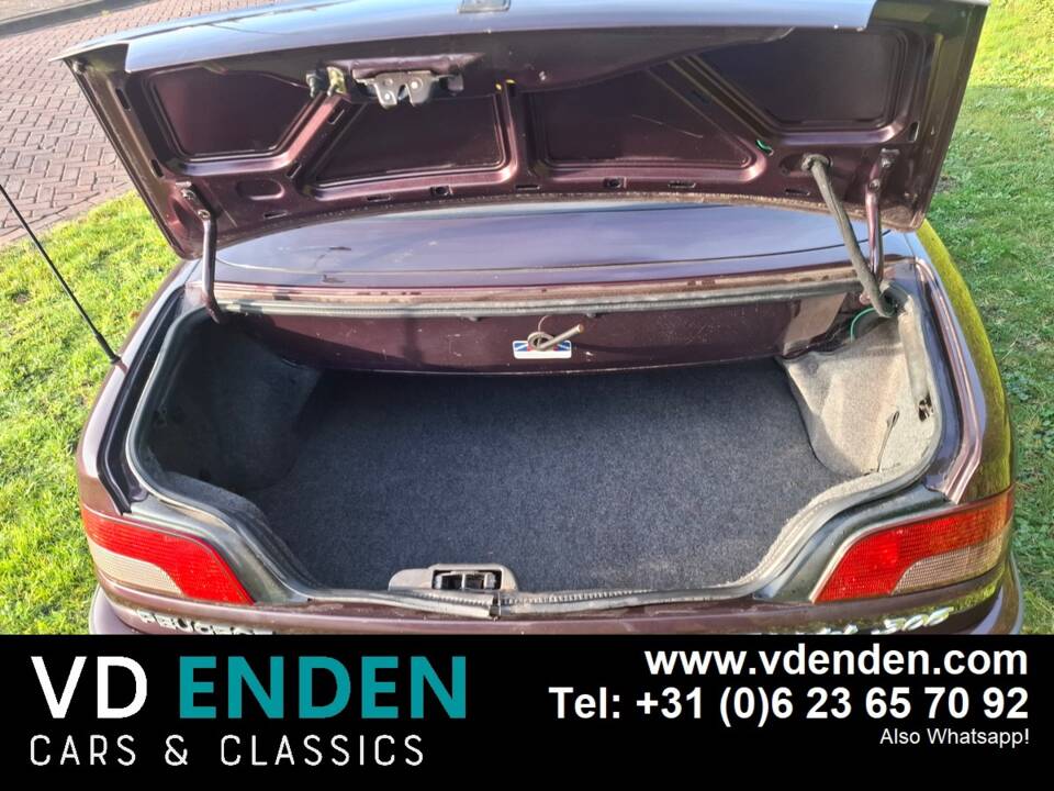 Bild 16/69 von Peugeot 306 1.8 (1996)