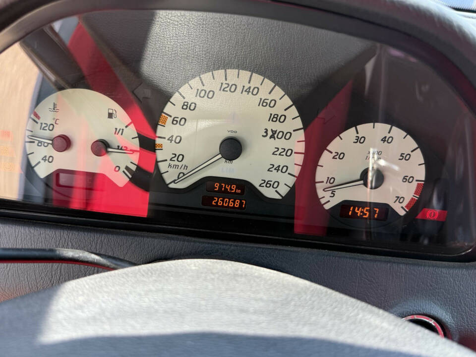 Immagine 8/8 di Mercedes-Benz C 240 T (1999)