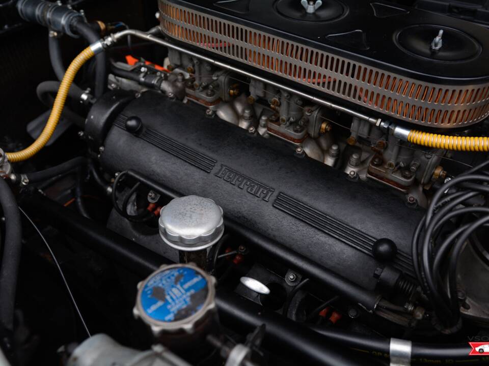 Image 23/28 de Ferrari 250 GT Pininfarina Coupe (1960)