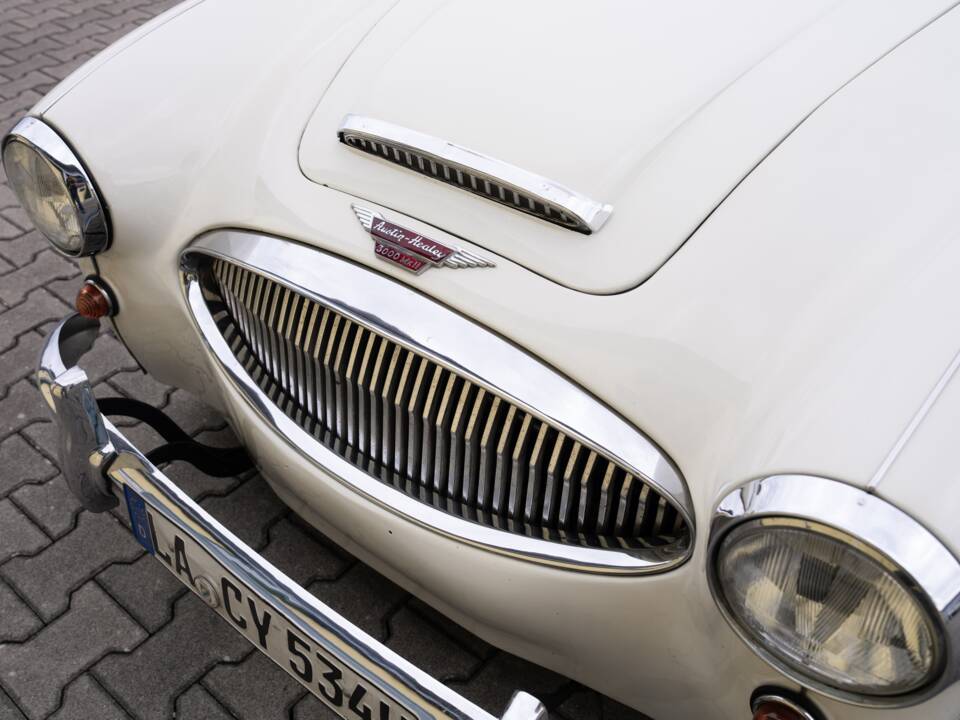 Image 51/72 de Austin-Healey 3000 Mk II (BJ7) (1962)