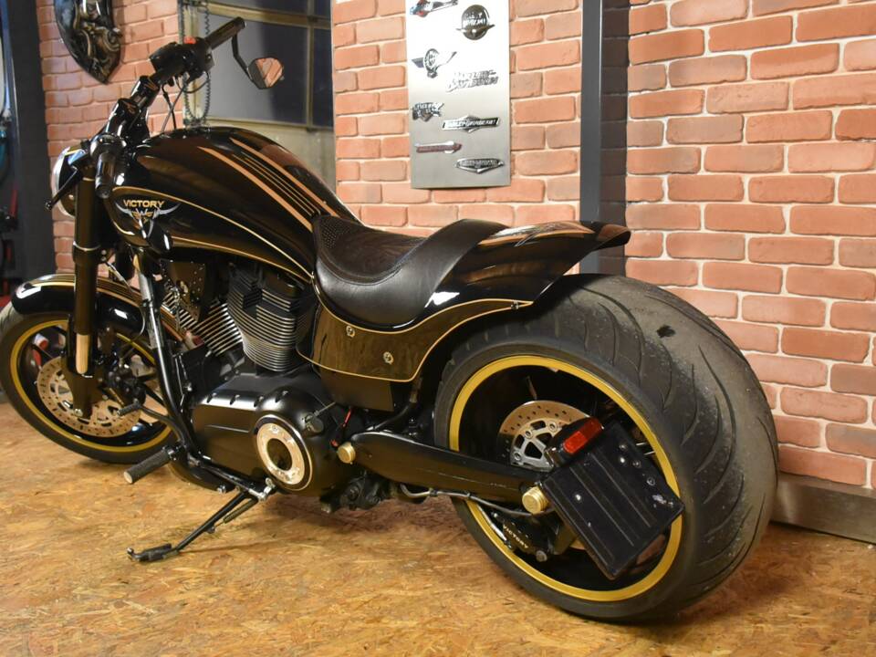 Bild 21/23 von Victory Hammer 8-Ball (2009)