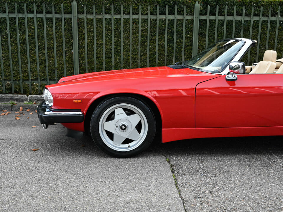 Image 14/45 of Jaguar XJ-S Convertible (1990)