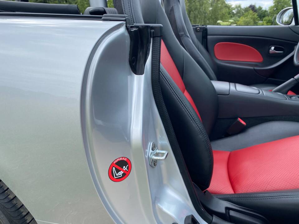 Afbeelding 34/63 van Mazda MX-5 1.6 (2004)