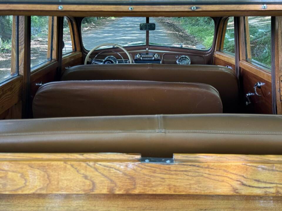 Bild 24/32 von Pontiac Streamliner (1948)