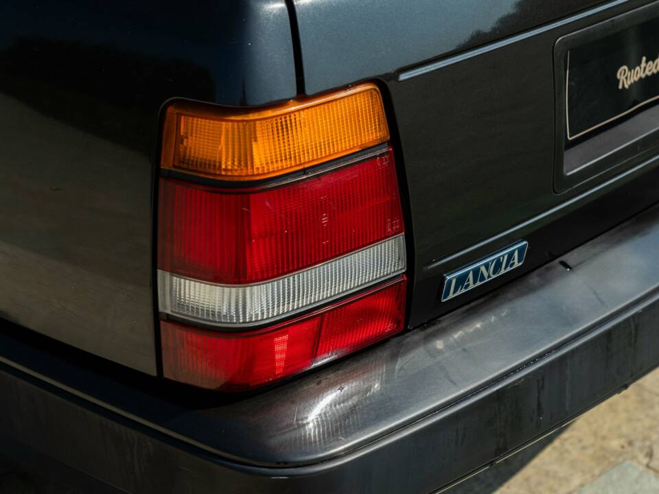 Image 25/50 of Lancia Thema I.E. Turbo (1986)