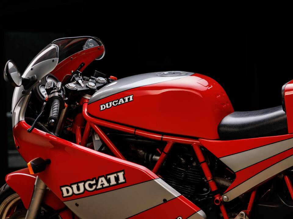 Bild 3/36 von Ducati DUMMY (1989)