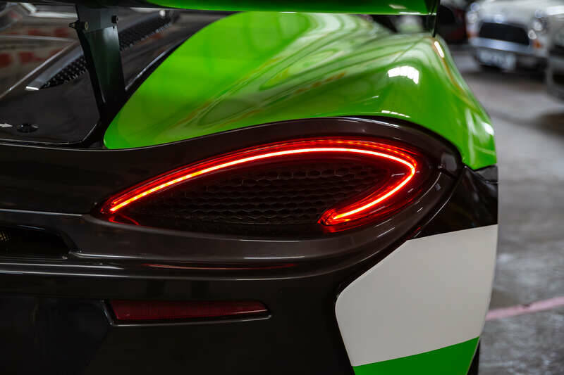 Bild 32/50 von McLaren 570GT (2016)