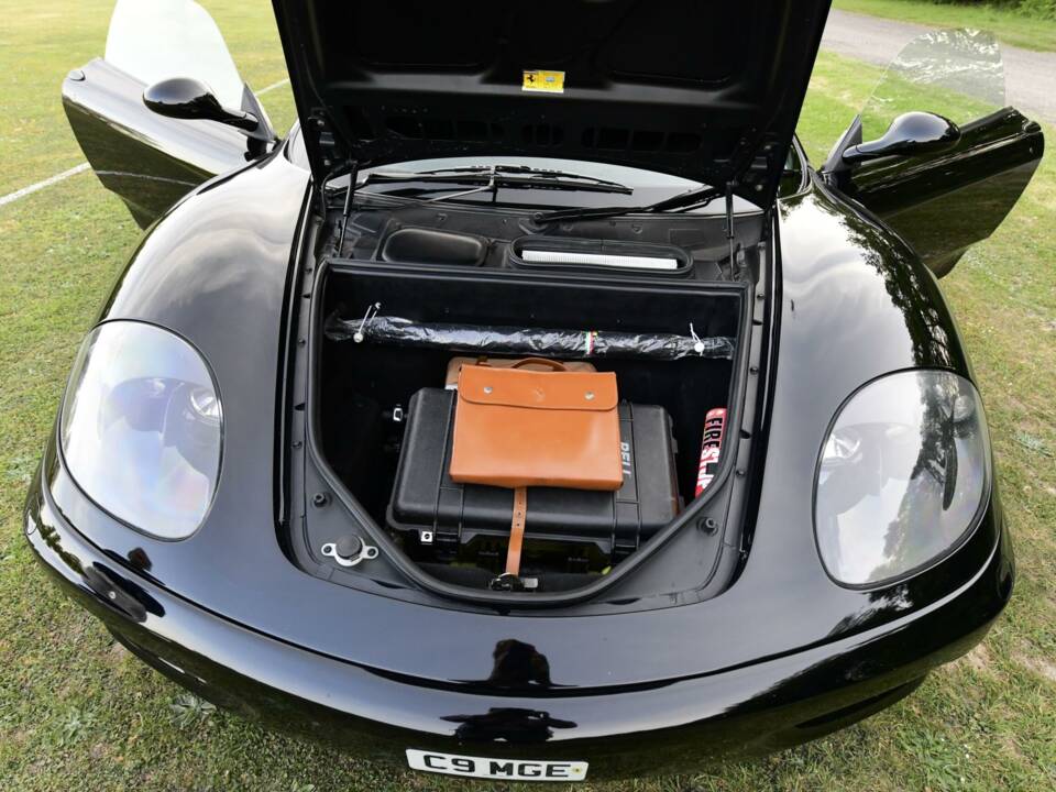Bild 28/50 von Ferrari F 360 Modena (2000)
