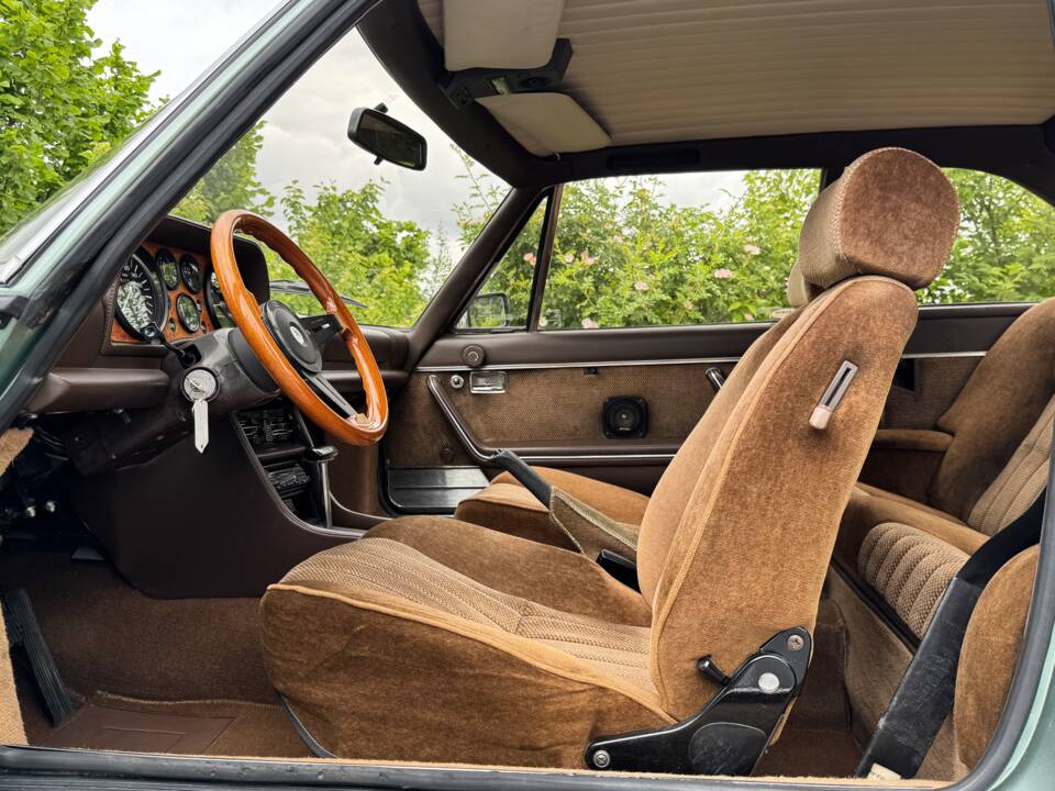 Bild 24/35 von Peugeot 504 Coupé (1983)