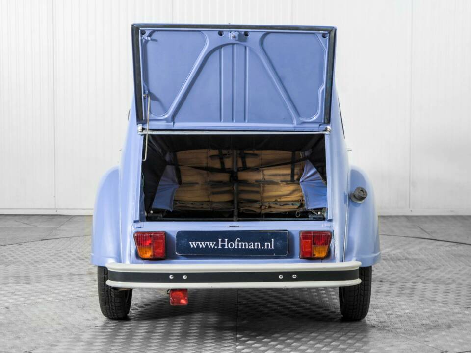 Image 37/50 of Citroën 2 CV 6 (1985)