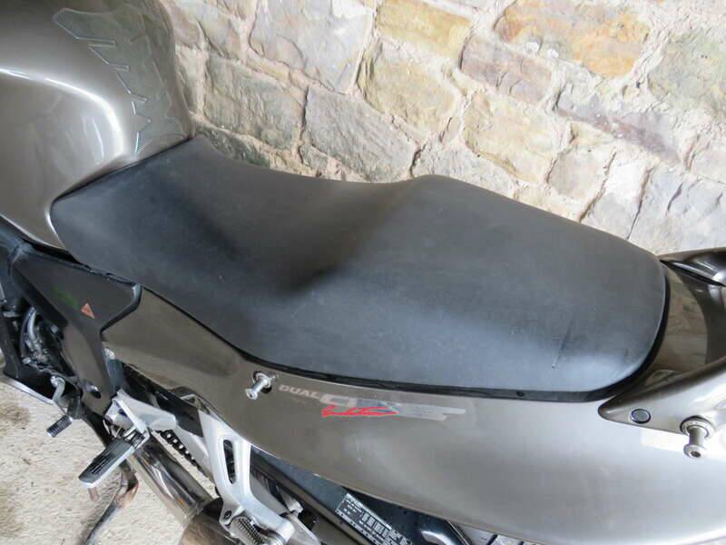 Bild 19/37 von Honda DUMMY (1998)