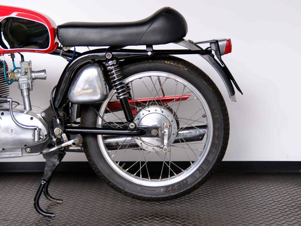 Afbeelding 31/58 van MV Agusta 125 GT (1969)